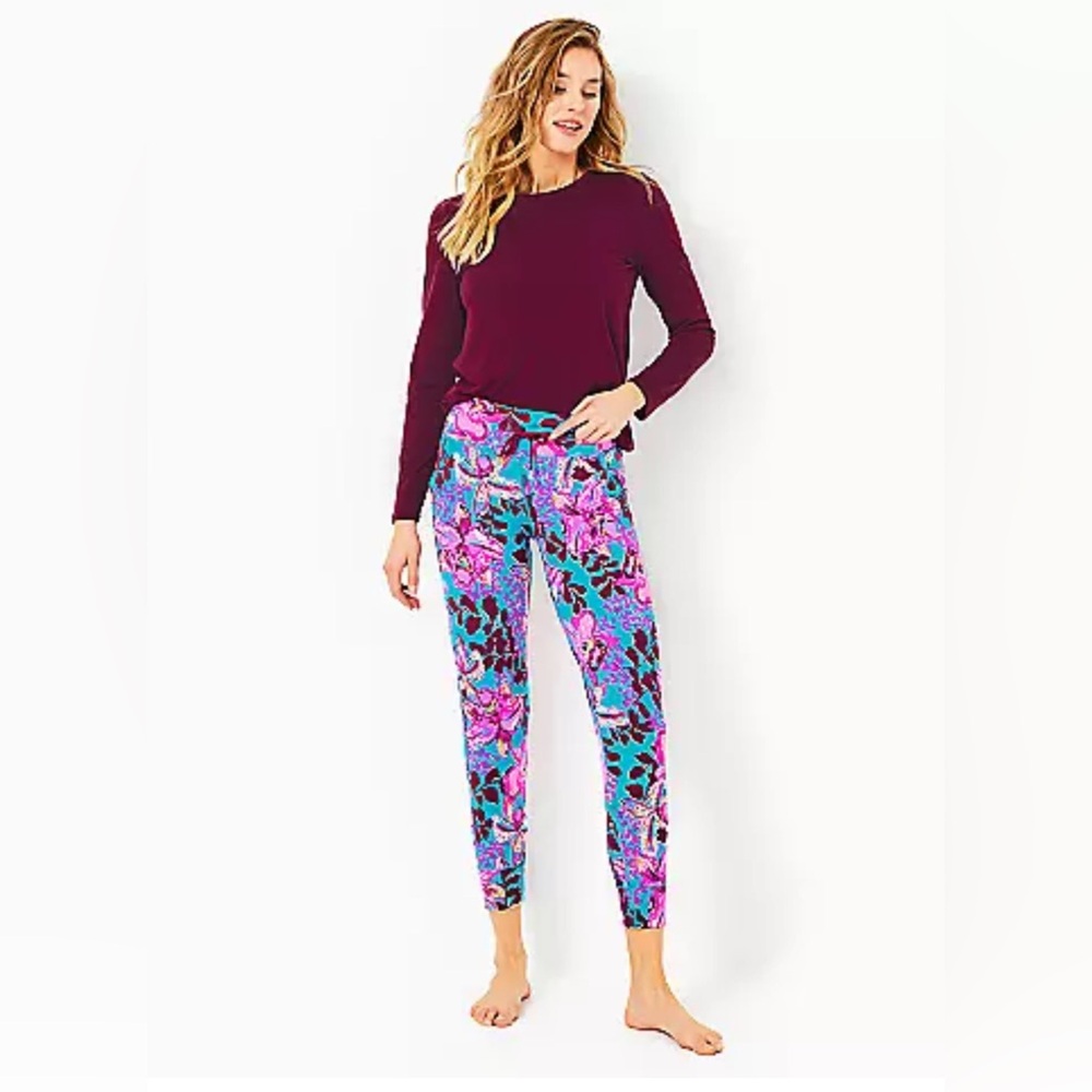 Lilly Pulitzer Floral Joggers, size L